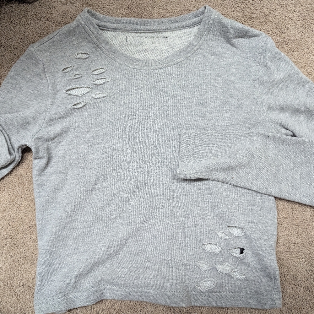Alphalete long sleeve shirt